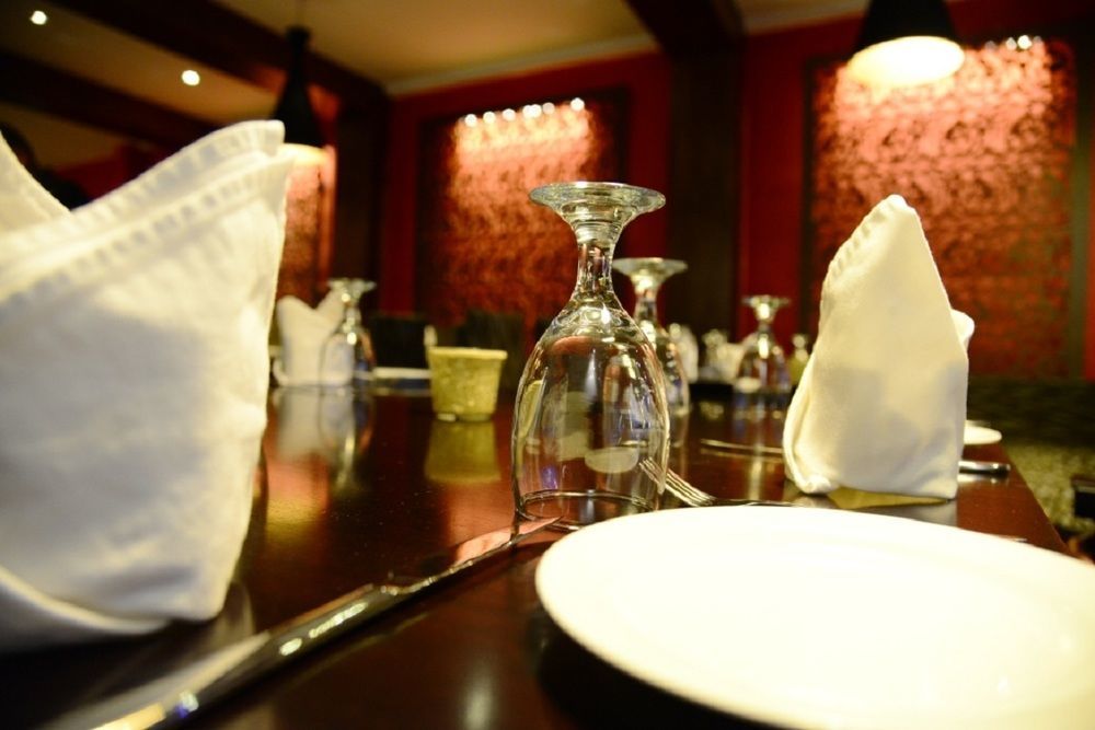 Oak Ray City Hotel Канди Экстерьер фото